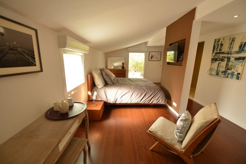 B&B La Villa Gujan Exterior photo
